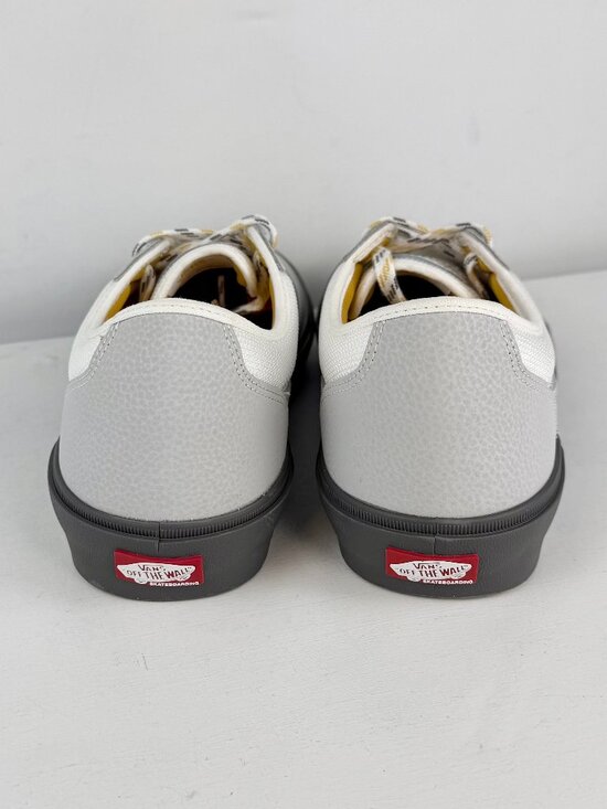 Men\'s 9 - VANS Skate Curren Caples Grey Yellow Shoes - 500714